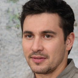 Luis G.